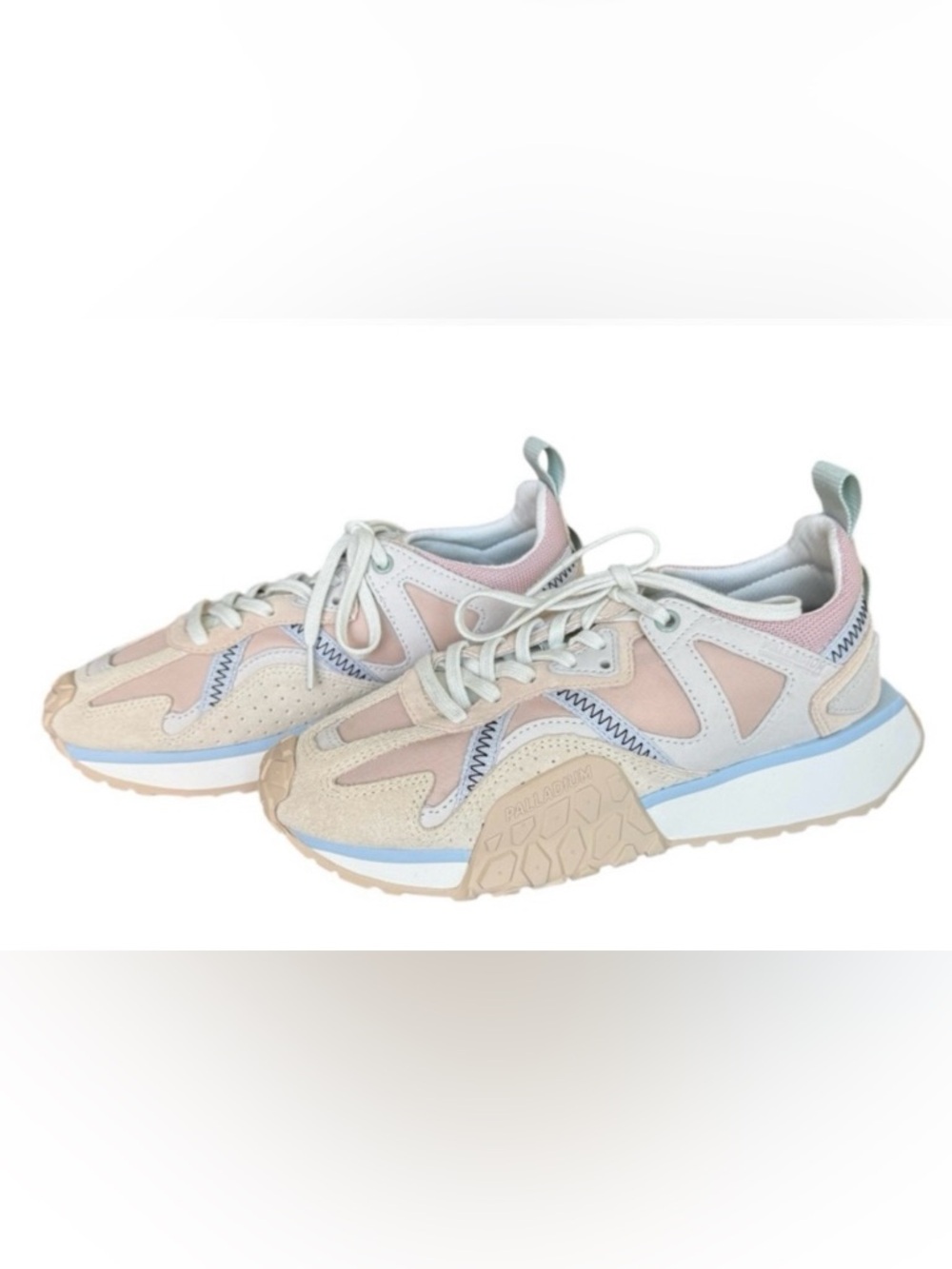 NWOT Palladium Troop Runner Outcity women’s 8.5 almond, pink and blue sneakers